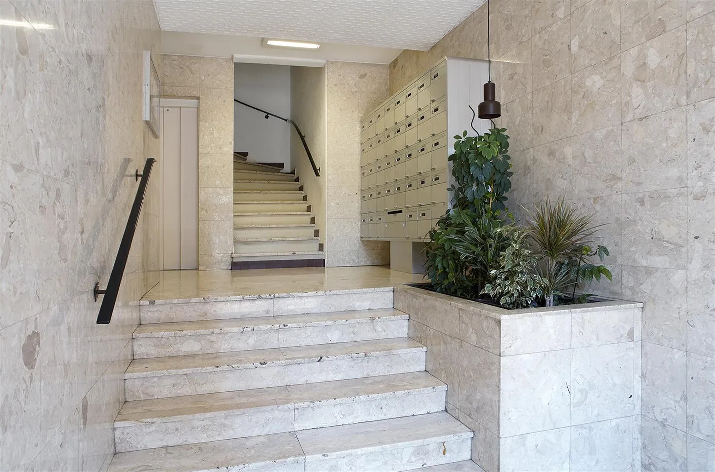 Unterirdischer Platz 1 Zimmer - Foto 3 von 5