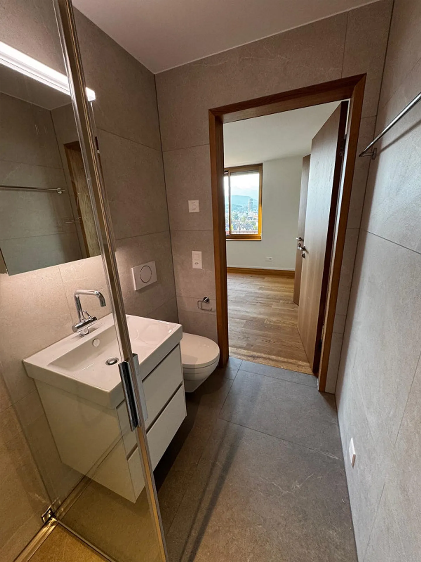 Exklusives Apartment mit atemberaubender Aussicht - Foto 9 von 15