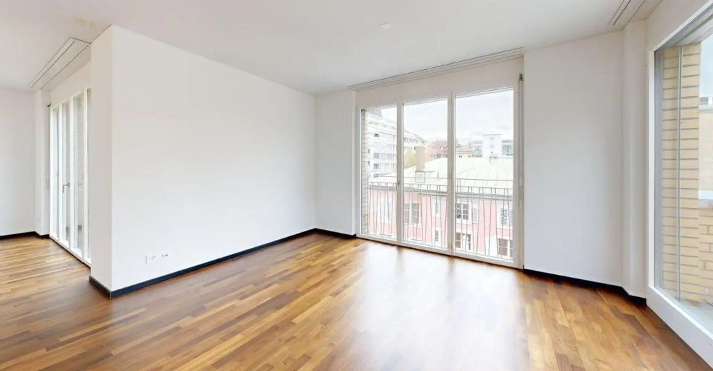 Appartement en Attique Unique - Au Coeur de l'Action ! - Photo 3 sur 9