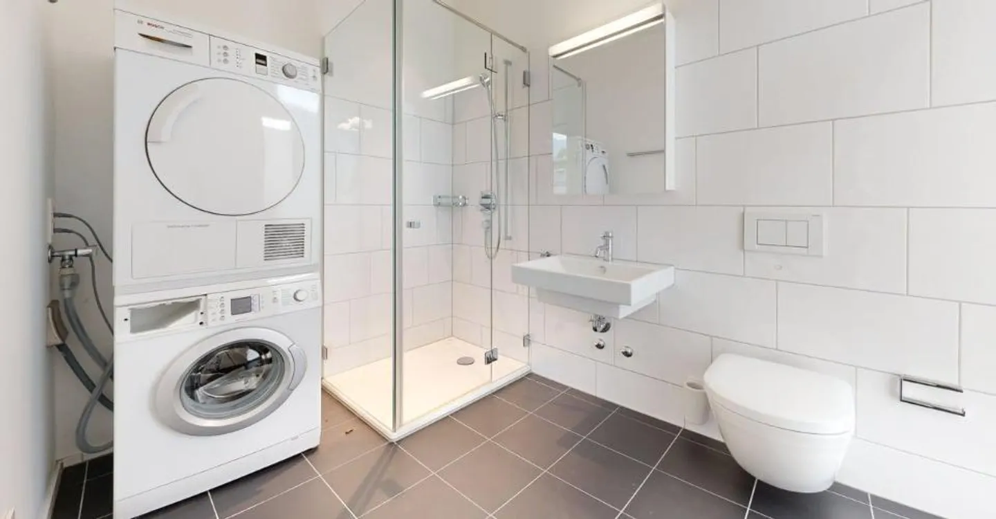 Appartement en Attique Unique - Au Coeur de l'Action ! - Photo 8 sur 9