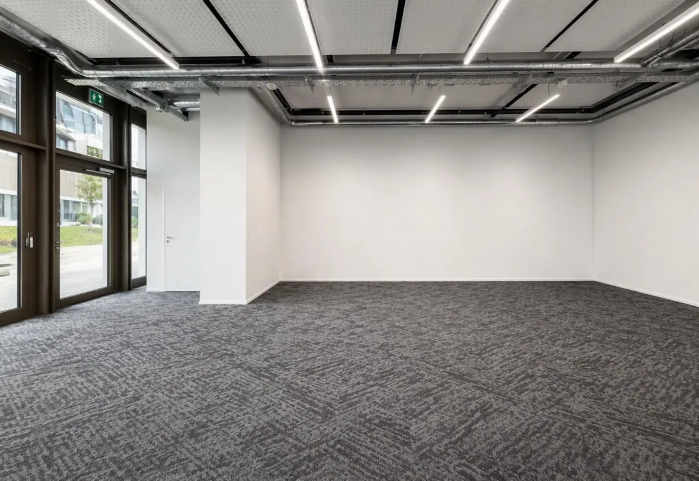 Travailler avec vision : Espace de bureau développé dans la tour de jardin Agl... - Photo 17 sur 17