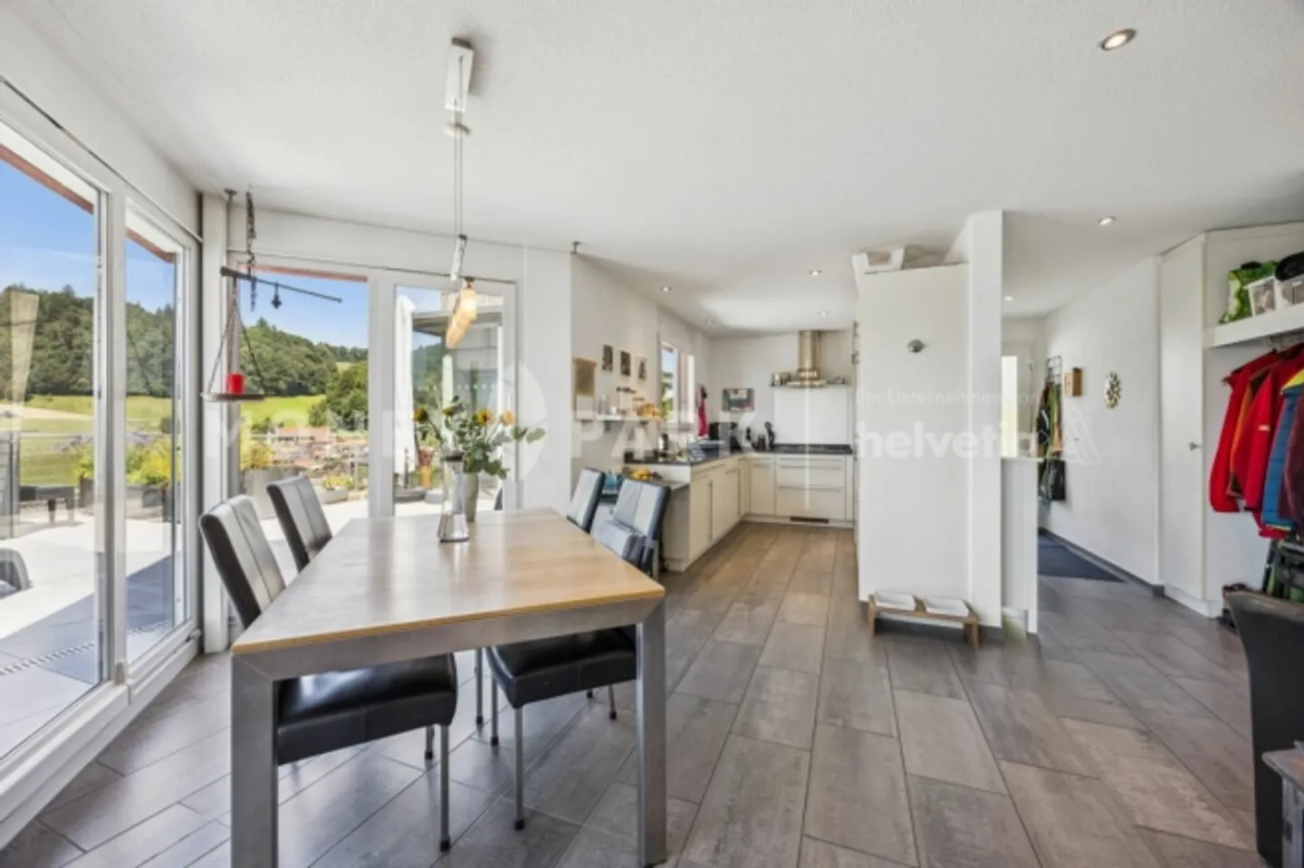 Stepped apartment for sale - Photo 3 of 11