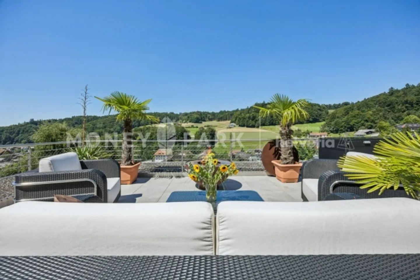 Stepped apartment for sale - Photo 9 of 11