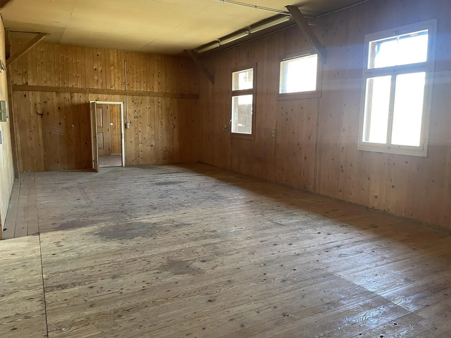 Storage Rooms / Storage Areas - Photo 3 of 11