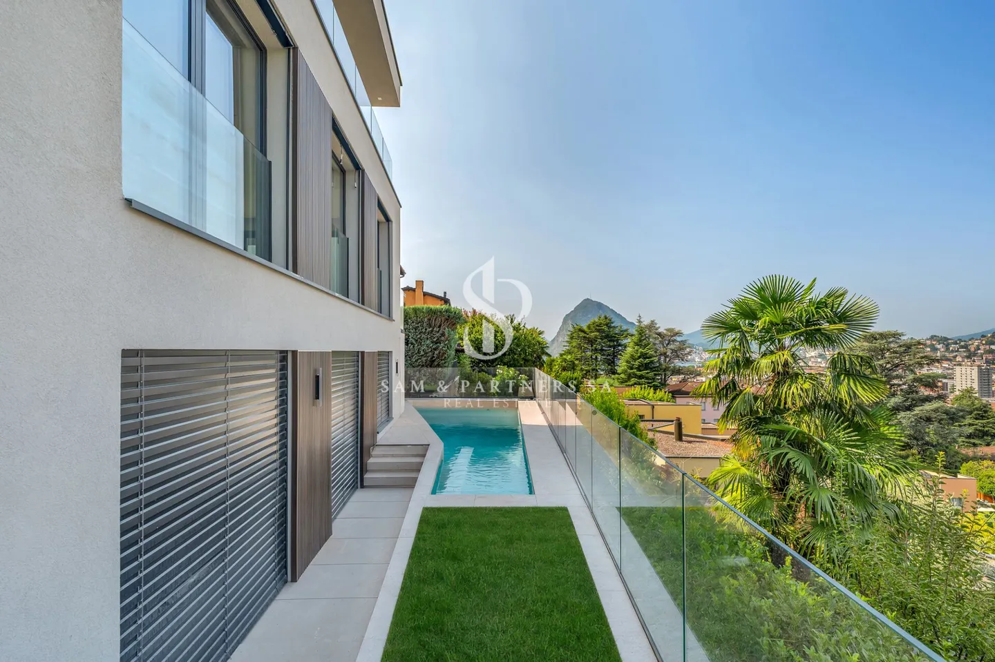 Duplex esclusivo con piscina - Foto 4 di 16