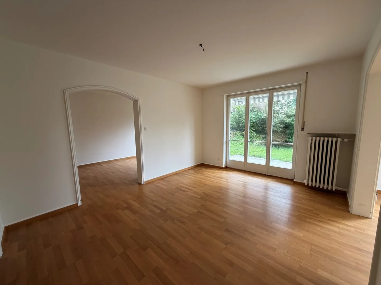 Gartenwohnung mit Terrasse - Foto 2 von 9