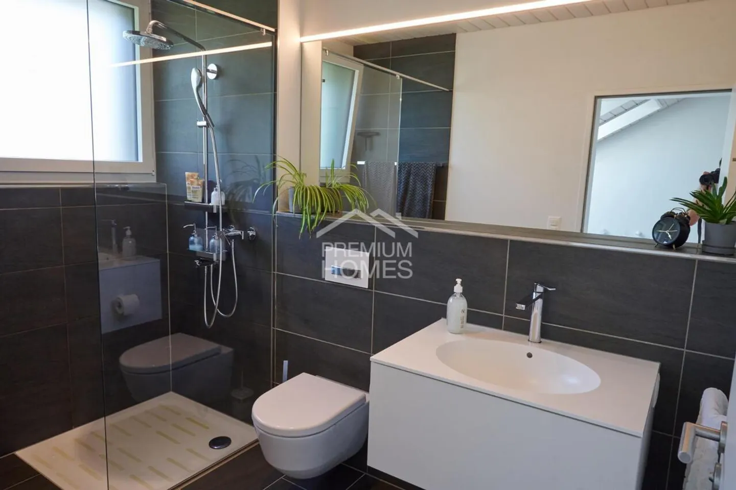 Luxurious Maisonette with Style and Comfort - Photo 13 of 13