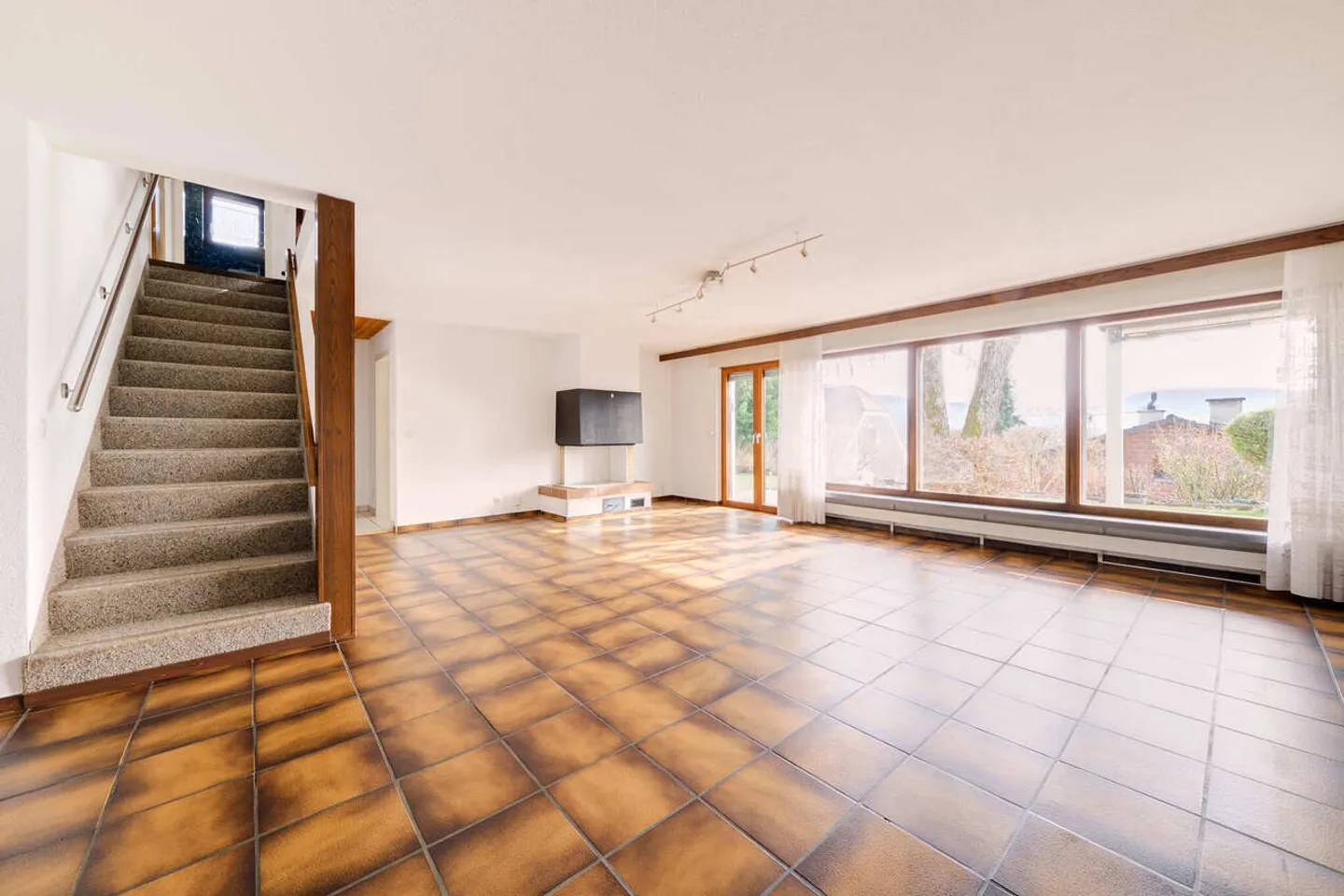 Charmantes Freistehendes Einfamilienhaus - Foto 5 von 15