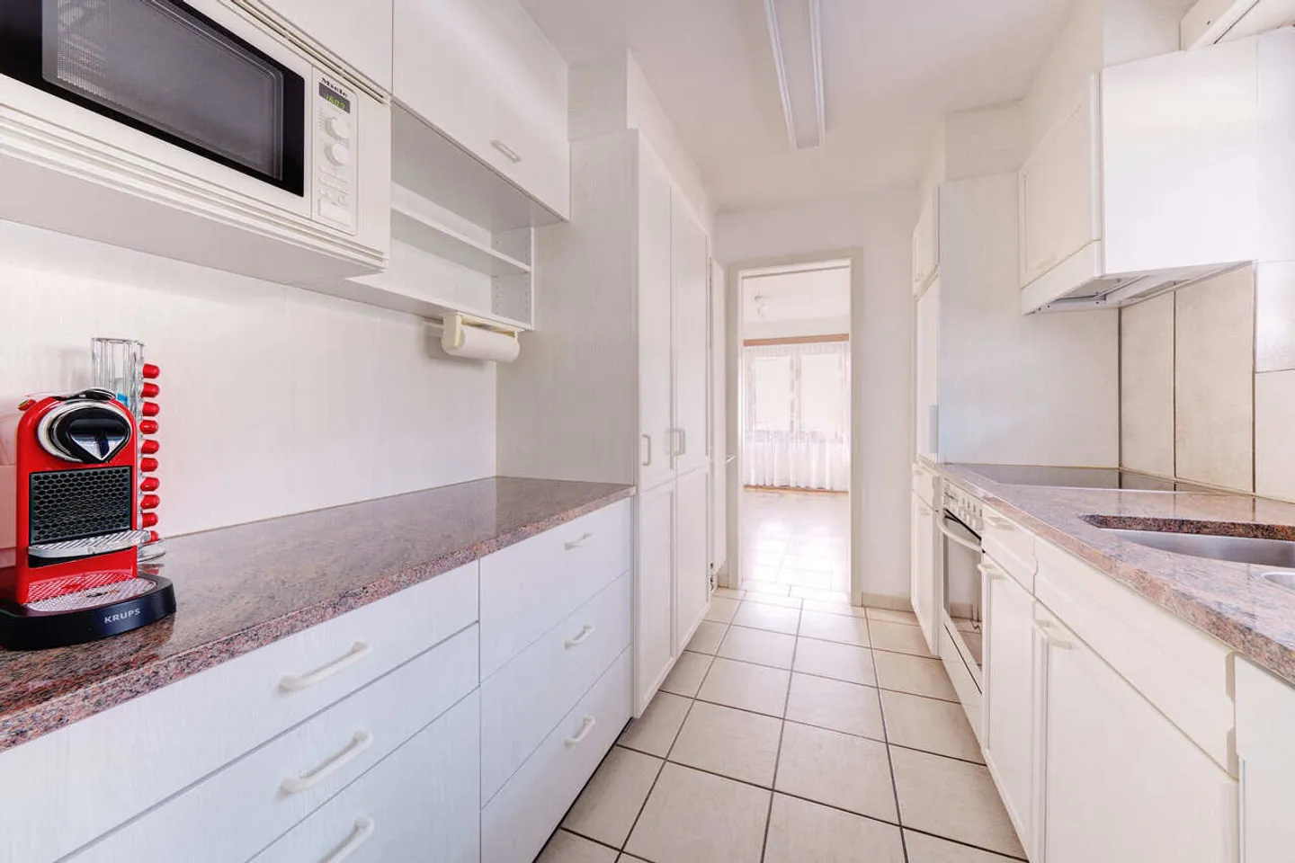 Charmantes Freistehendes Einfamilienhaus - Foto 6 von 15