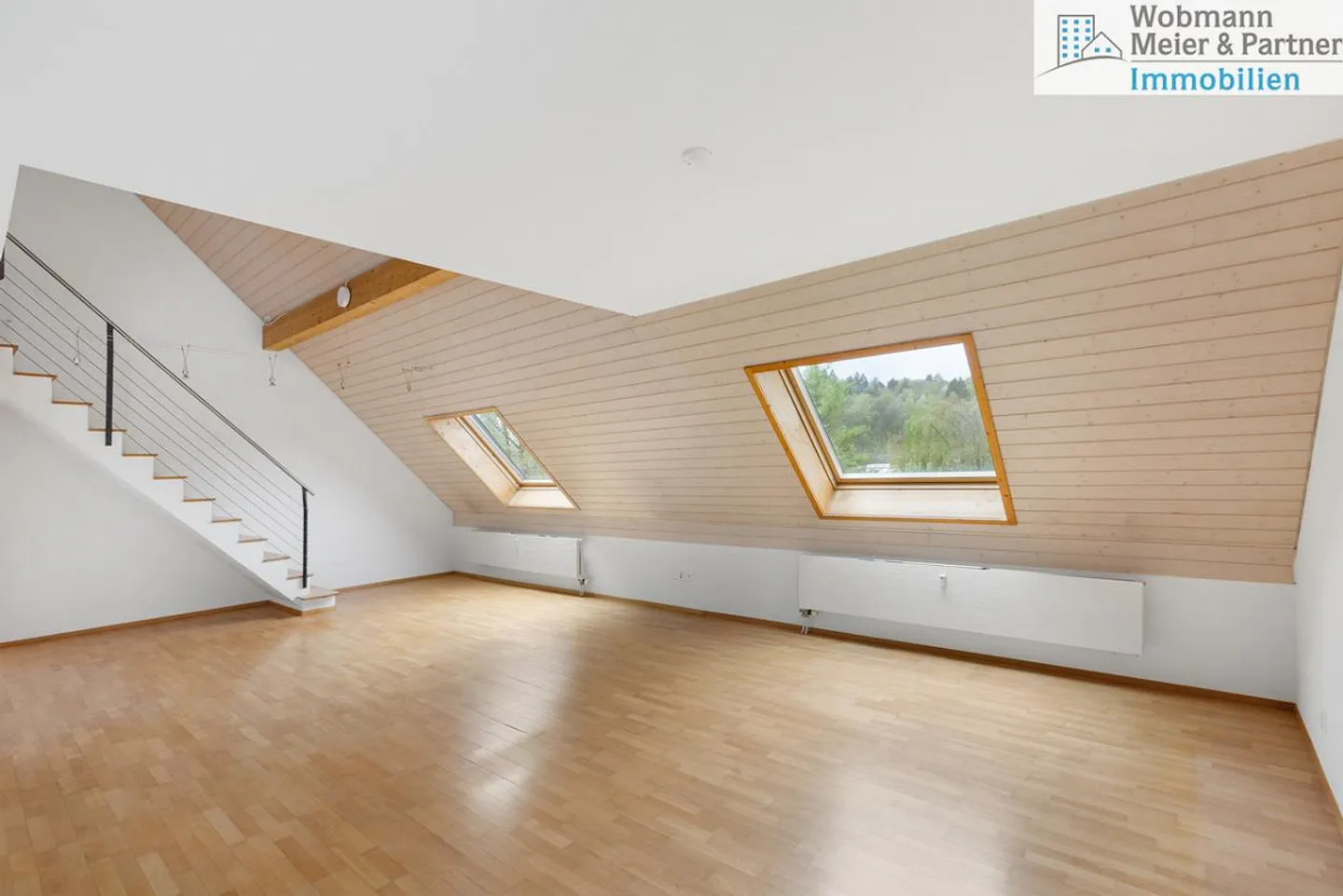 Vivre central et au calme - belle maisonette sous les toits à Effretikon - Photo 2 sur 7