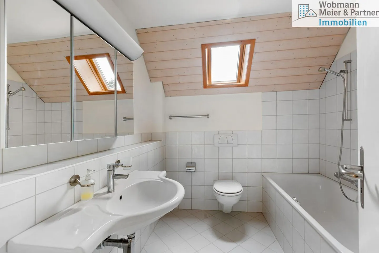 Vivre central et au calme - belle maisonette sous les toits à Effretikon - Photo 5 sur 7