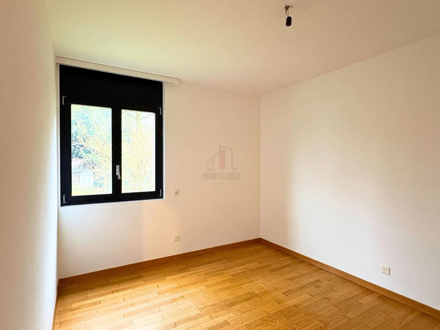 Outstanding opportunity for those seeking peace and a breathtaking view - Photo 9 of 13