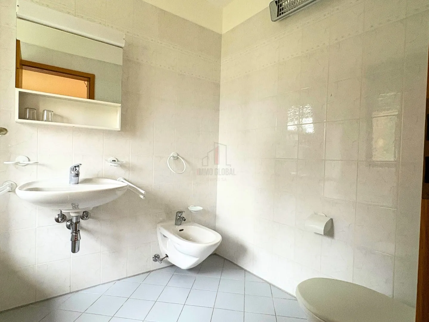 Outstanding opportunity for those seeking peace and a breathtaking view - Photo 8 of 13