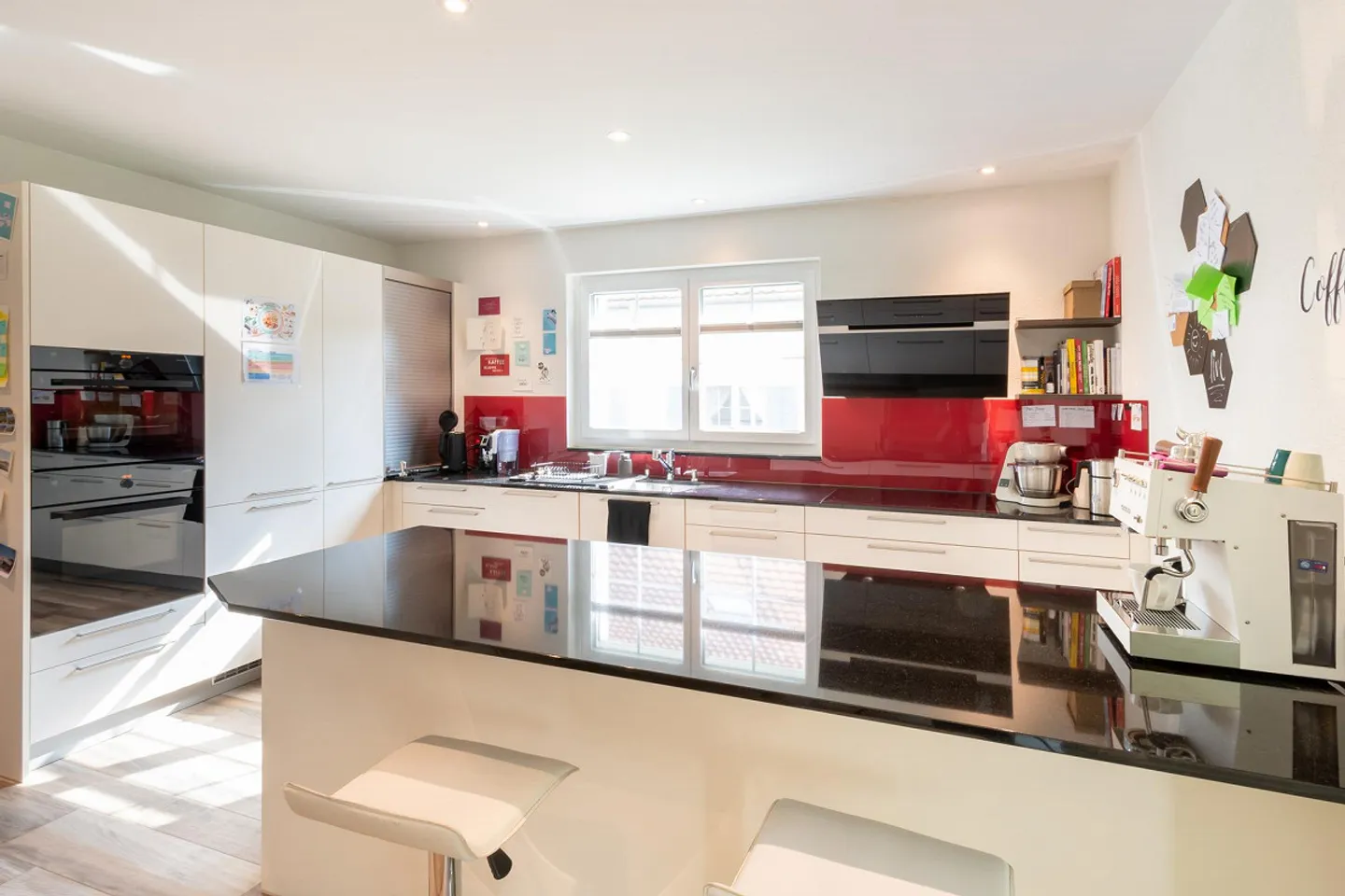 Maison moderne à deux familles dans un emplacement central et calme - Photo 7 sur 22