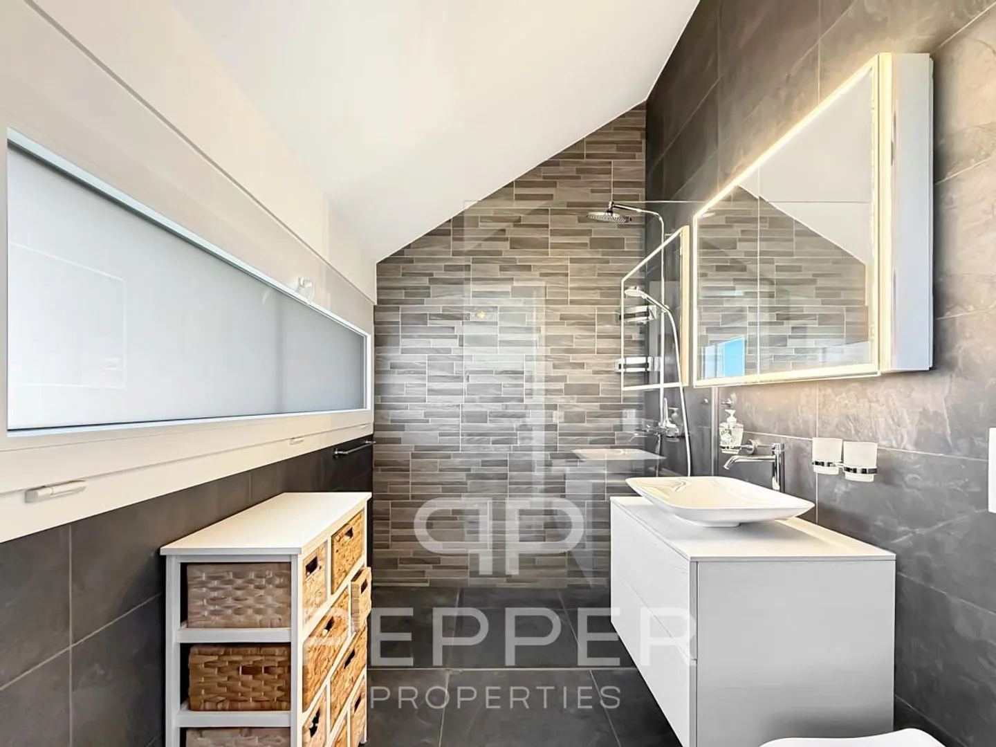 Villa Gemella Contemporanea a Porsel - Foto 13 di 13