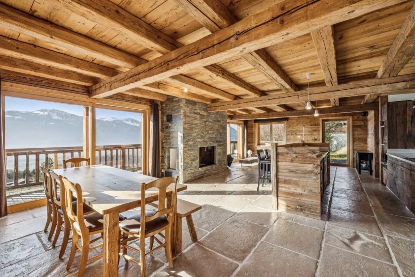 Chalet lussuoso dal fascino moderno e accogliente tra Ollon e Villars - Foto 4 di 11