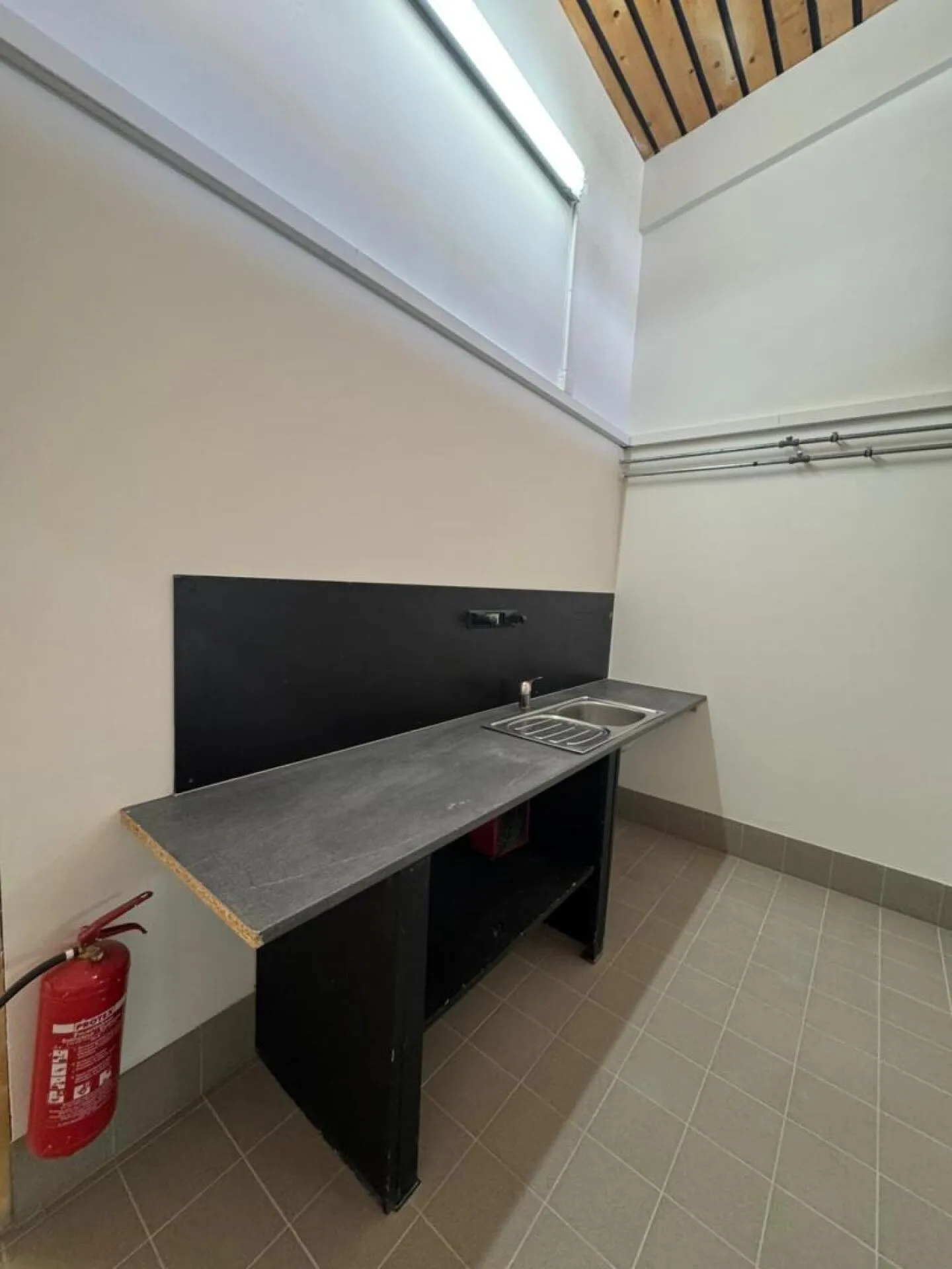 Amministrativo/Ufficio 75 m2 a Yverdon-les-Bains - Foto 8 di 9