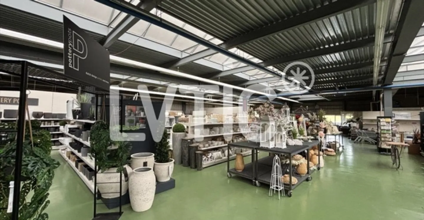 Deposit - Photo 7 of 8