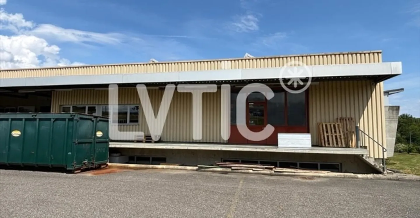 Deposit - Photo 6 of 8