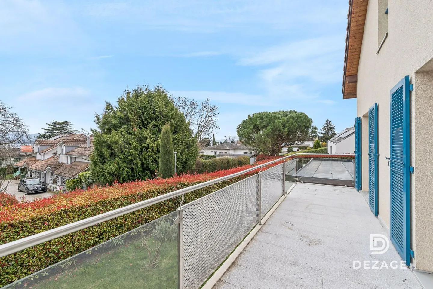 Villa avec vue sur le lac, entièrement rénovée et divisée en plusieurs appartements - Photo 10 sur 11