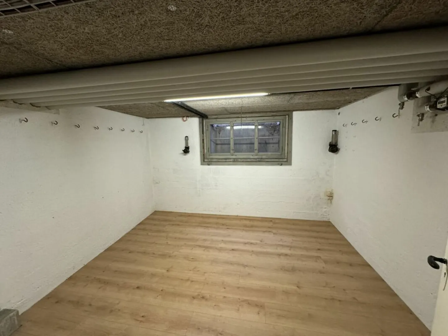 Lageraum - Bastelraum - Hobbyraum ca. 17m2 - Foto 2 von 3