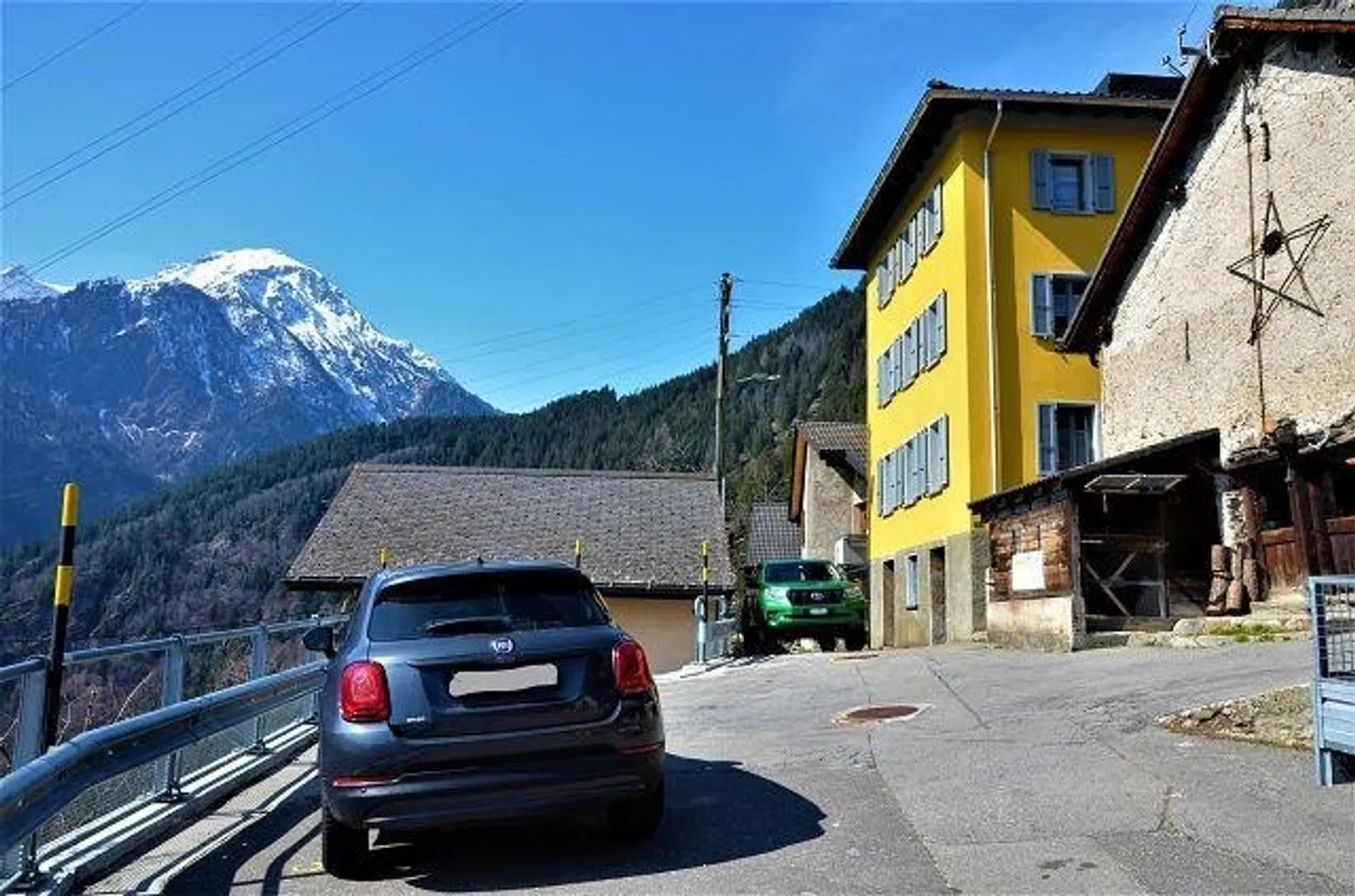 Casa di villaggio di 3 vani in posizione molto tranquilla e soleggiata con vista / Casa di 3 vani con piccolo giardino e bella vista panoramica - Foto 28 di 30