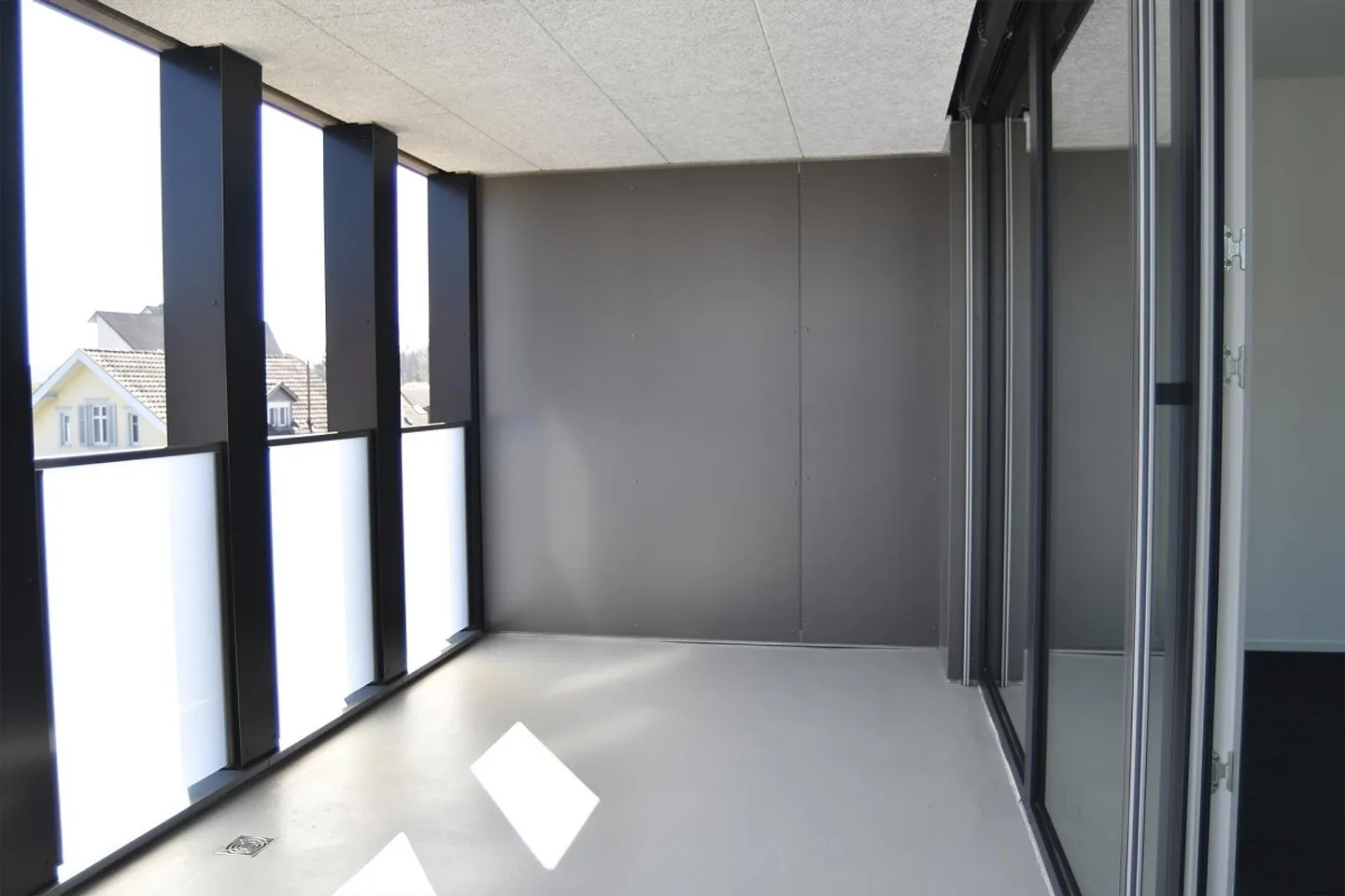 Modernes Büro für Startups - Foto 7 von 13