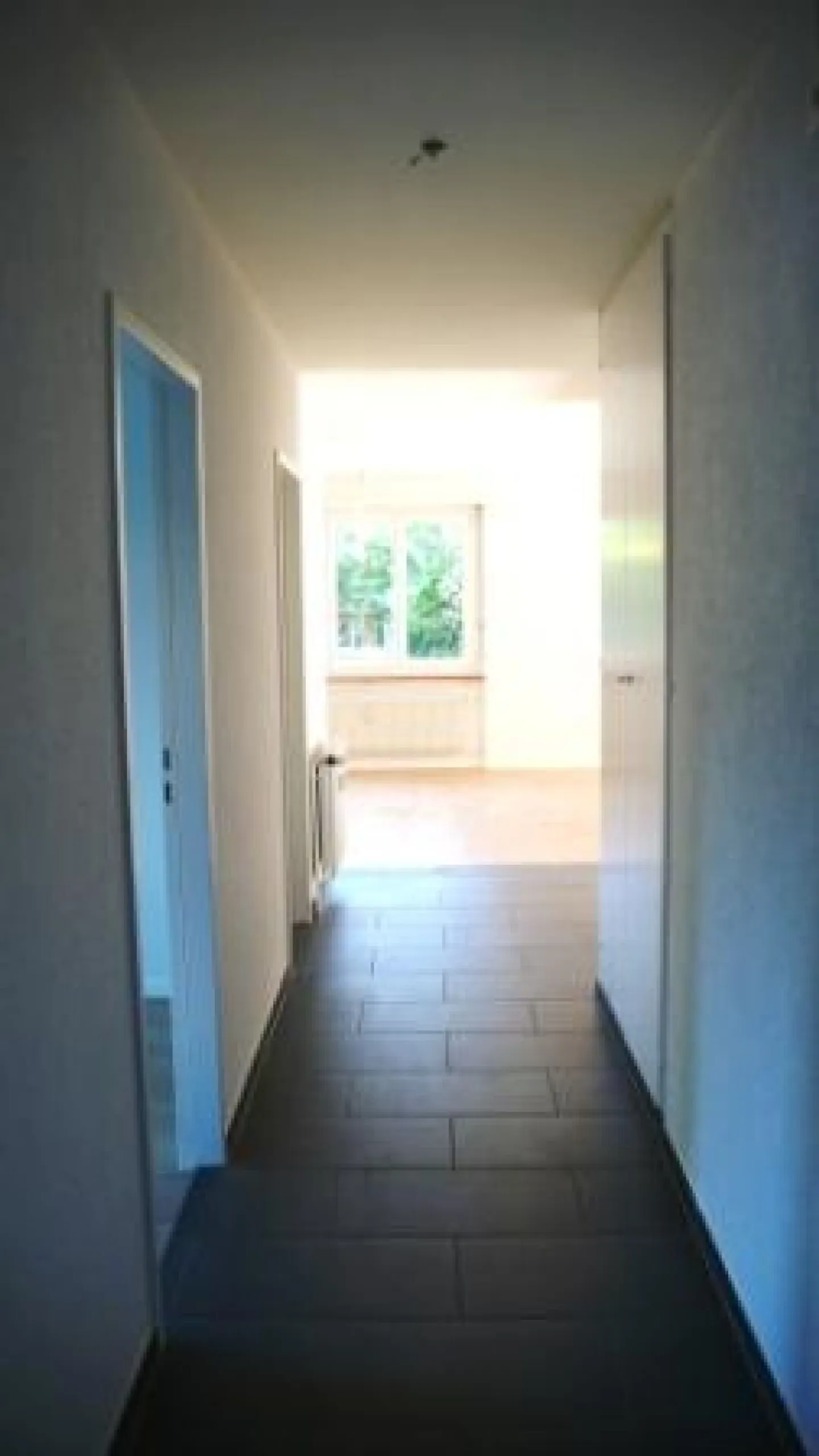 Hello, sunny and in the village center of Münchenbuchsee - Photo 5 of 5