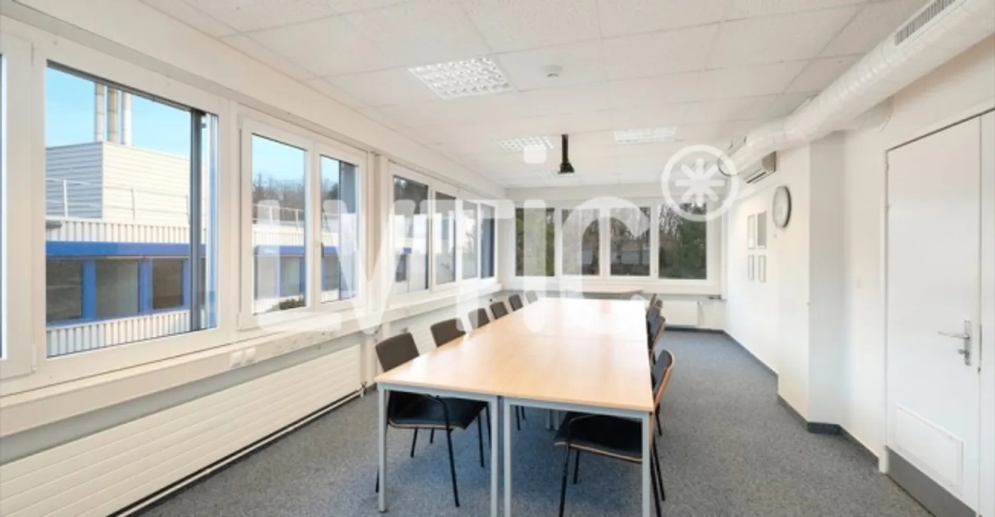 «Dépôt» - Photo 2 sur 13