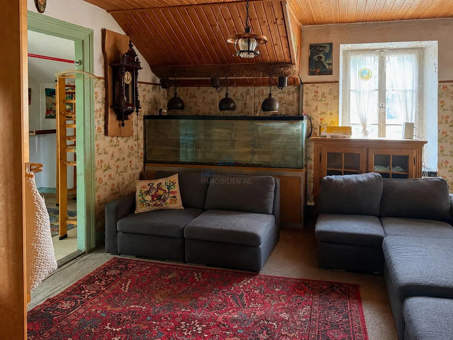 Grande potenziale: Casa con opzioni di utilizzo e ampliamento flessibili - Foto 6 di 18