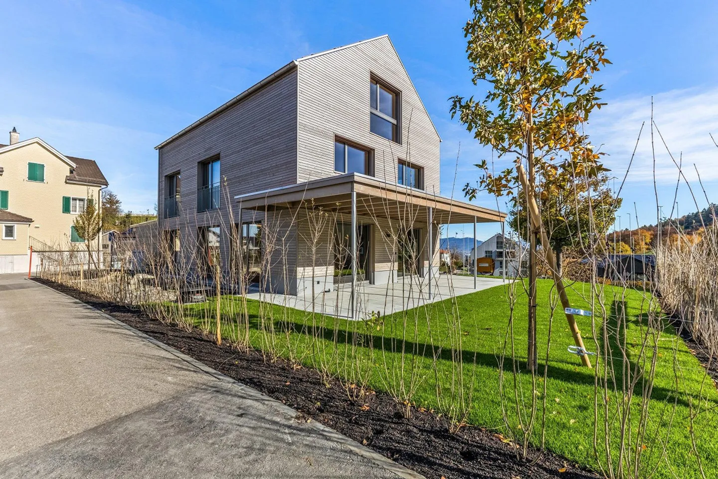 Stylish New Single-Family Home – modern, energy-efficient & ready to move in - Photo 1 of 11