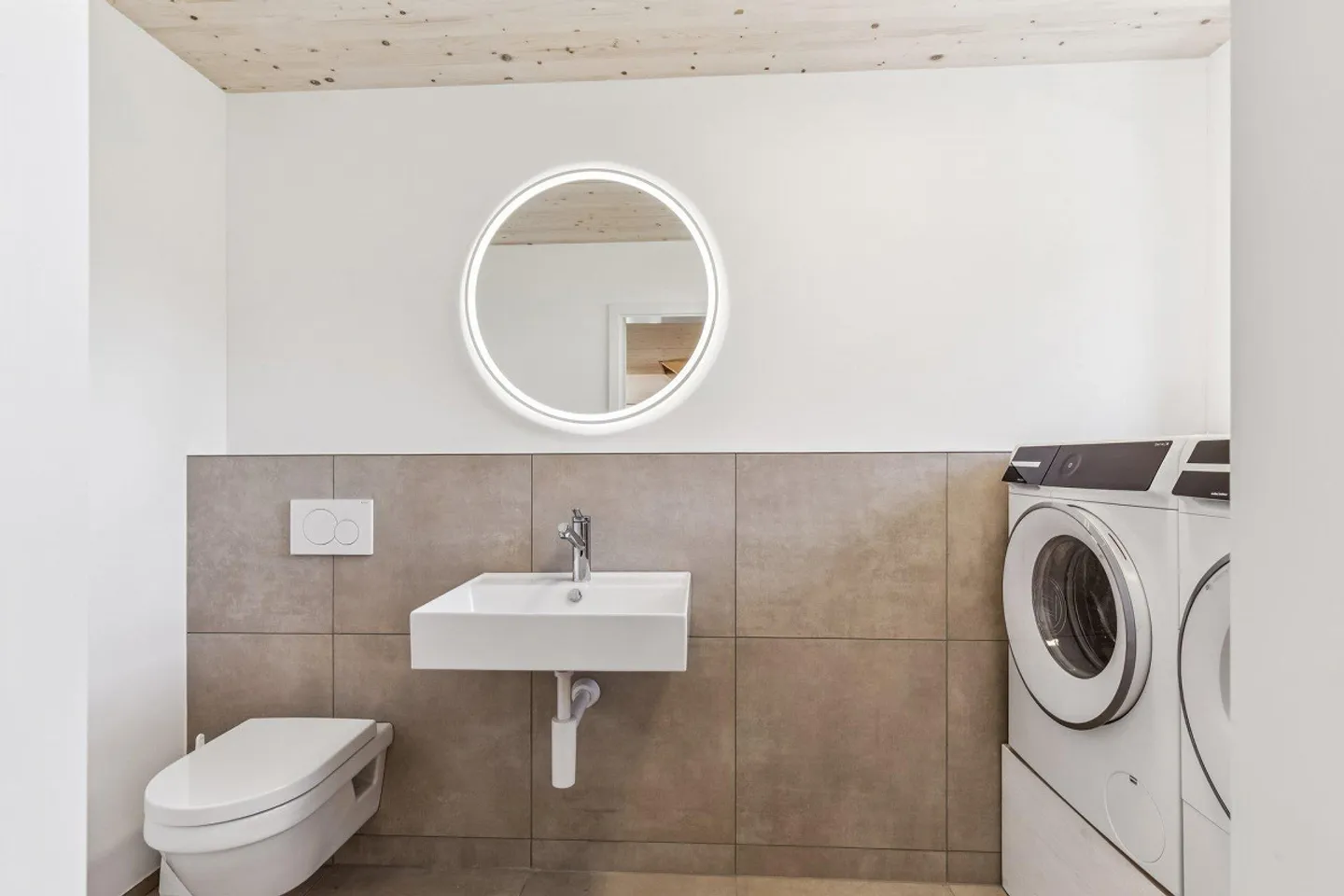 Stylish New Single-Family Home – modern, energy-efficient & ready to move in - Photo 6 of 11