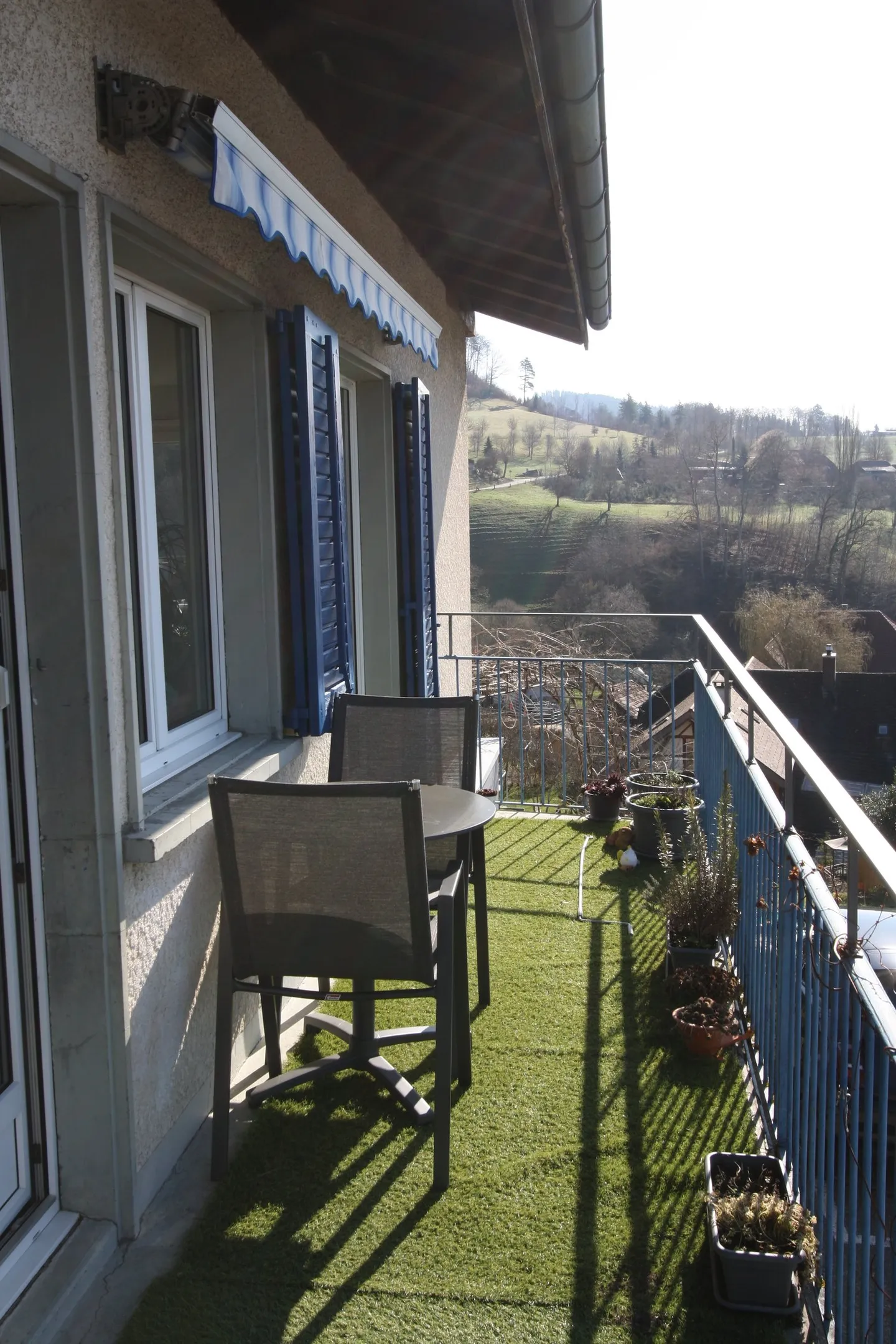 Appartamento affascinante di 4.5 stanze in una posizione tranquilla a Vechigen - Foto 2 di 18