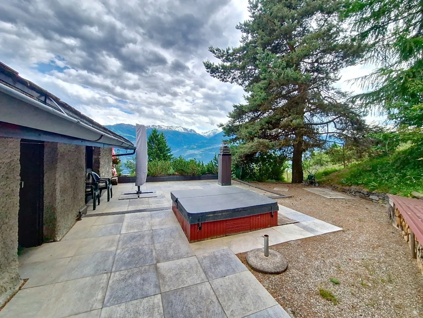 Chalet Charmant avec Jacuzzi - Photo 14 sur 27