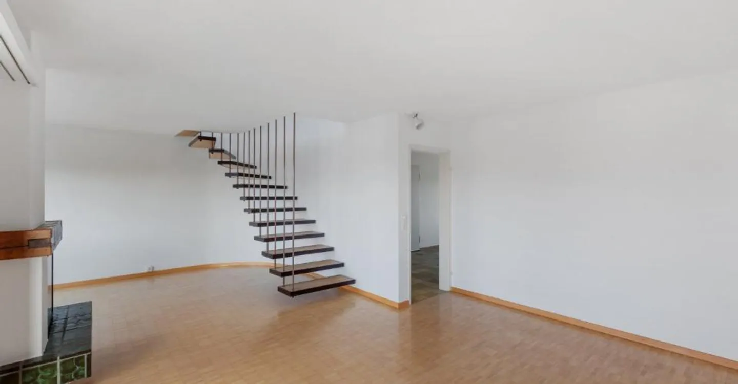 Living on 2 floors with balcony and terrace - Photo 3 of 10