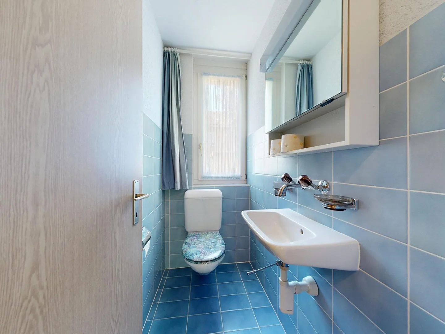 Charmante maison de ville de 5,5 pièces à Laufen - Photo 5 sur 13