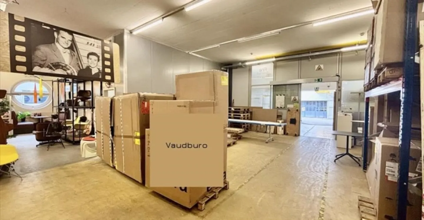 Deposit - Photo 9 of 10