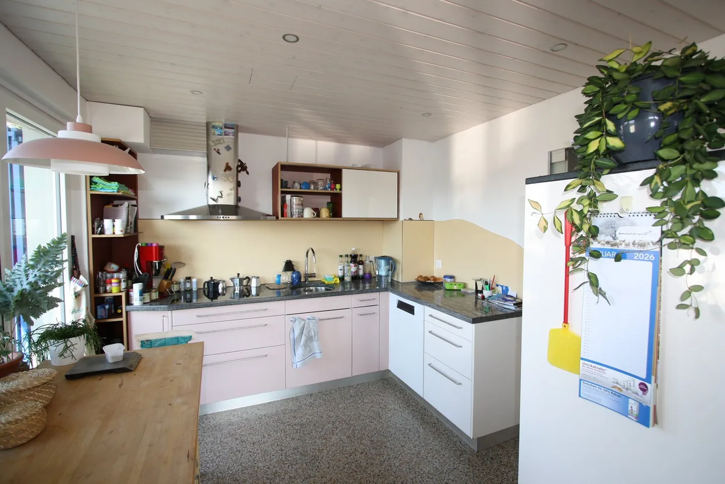 Appartamento affascinante di 4.5 stanze in una posizione tranquilla a Vechigen - Foto 11 di 18