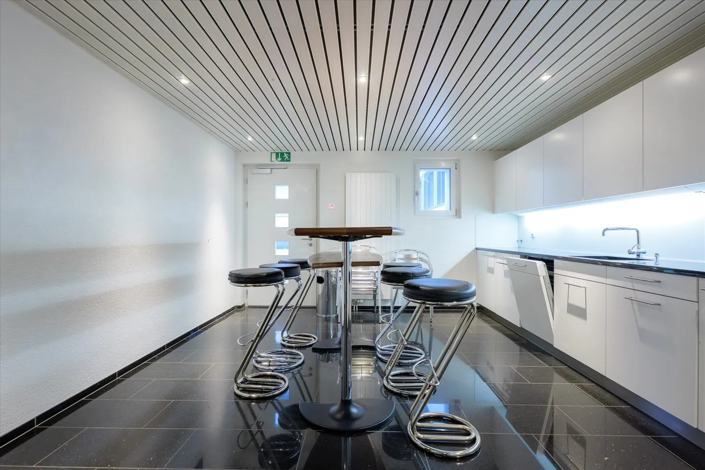 Moderne Büroflächen in Würenlos mit idealer Verkehrsanbindung - Foto 7 di 9