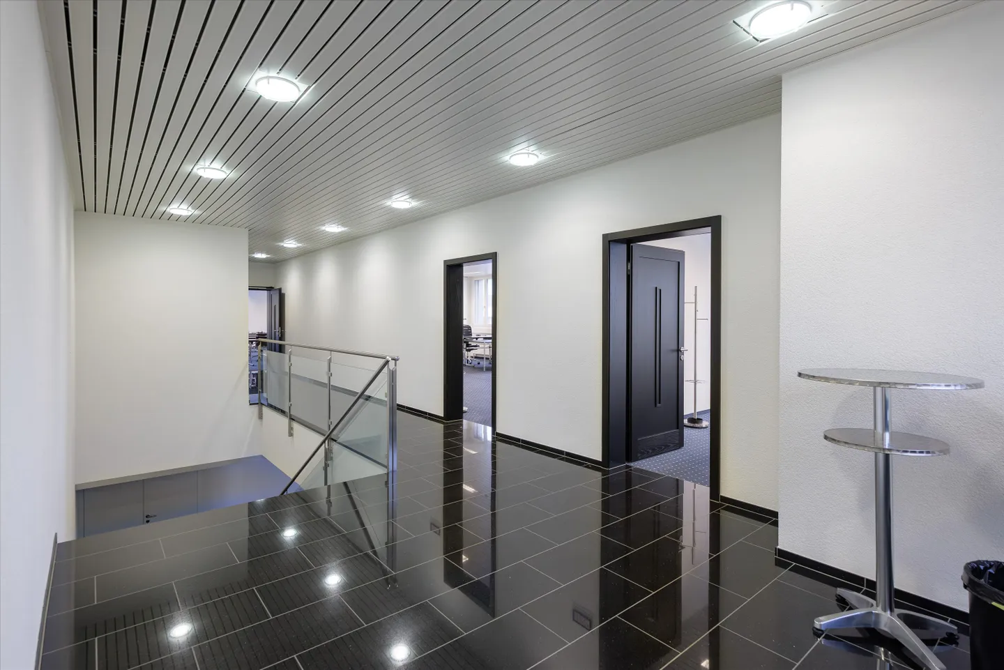 Moderne Büroflächen in Würenlos mit idealer Verkehrsanbindung - Foto 3 di 9