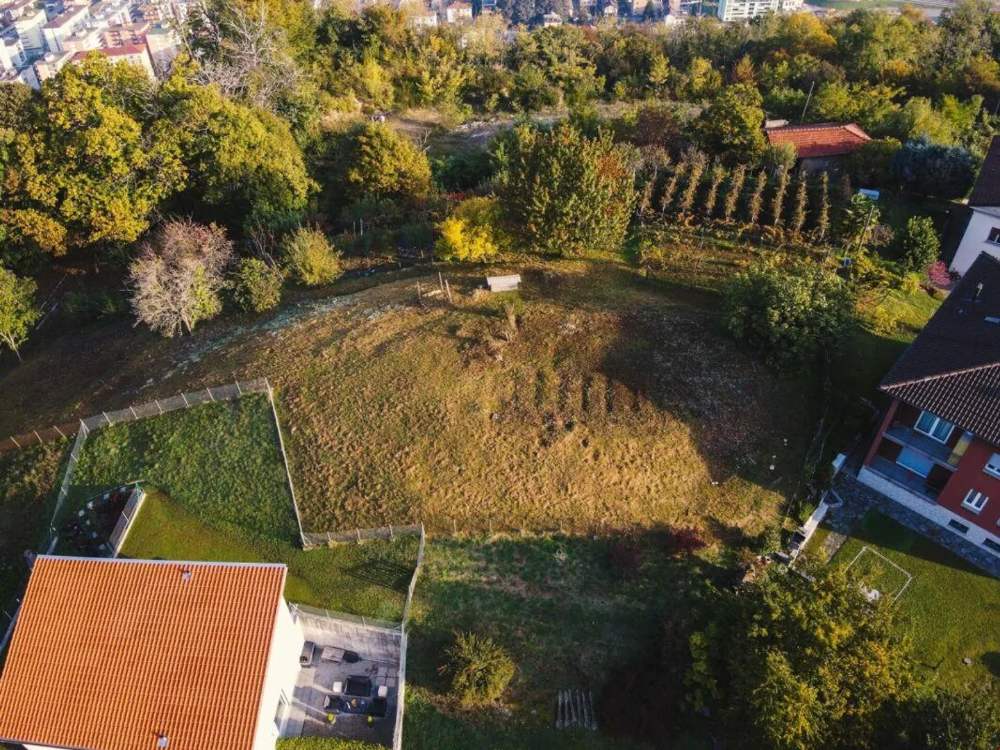 Terrain constructible avec merveilleuse vue panoramique et projet - Photo 12 sur 12