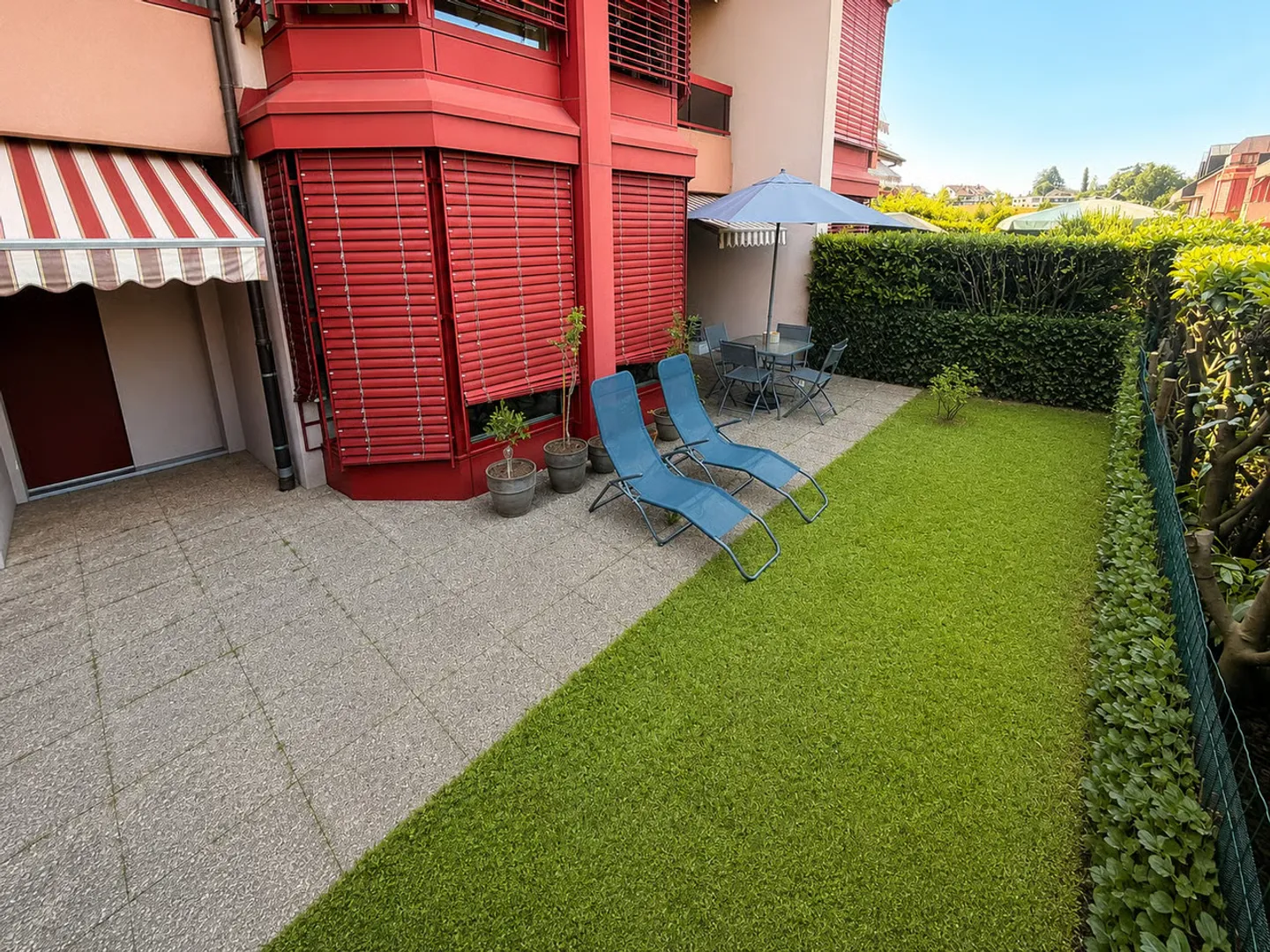 Appartement lumineux avec terrasse et jardin privatif - Photo 12 sur 13