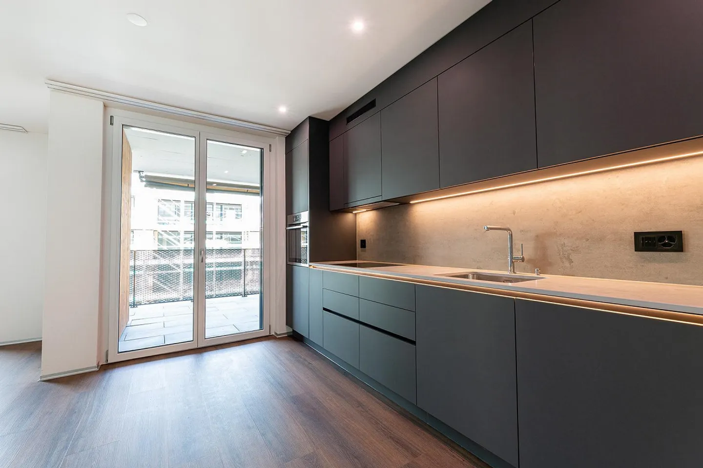 Vivere nel giardino del lago - Foto 2 di 9