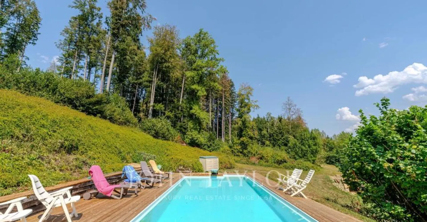 Fattoria di 370m2 con piscina - Foto 2 di 12