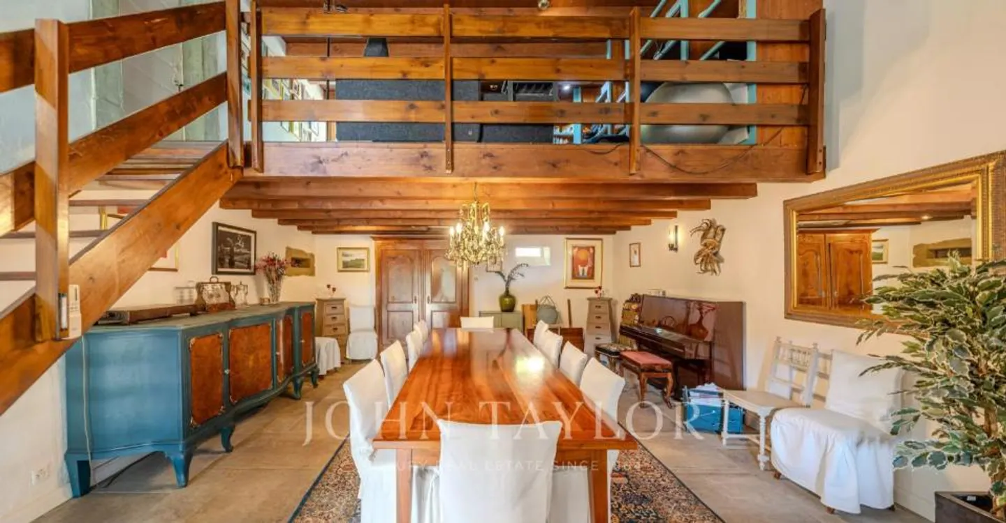 Fattoria di 370m2 con piscina - Foto 6 di 12