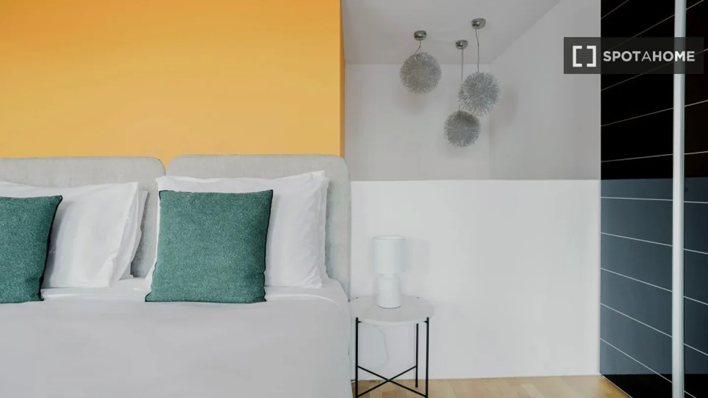 Appartamento in affitto - Foto 9 di 18