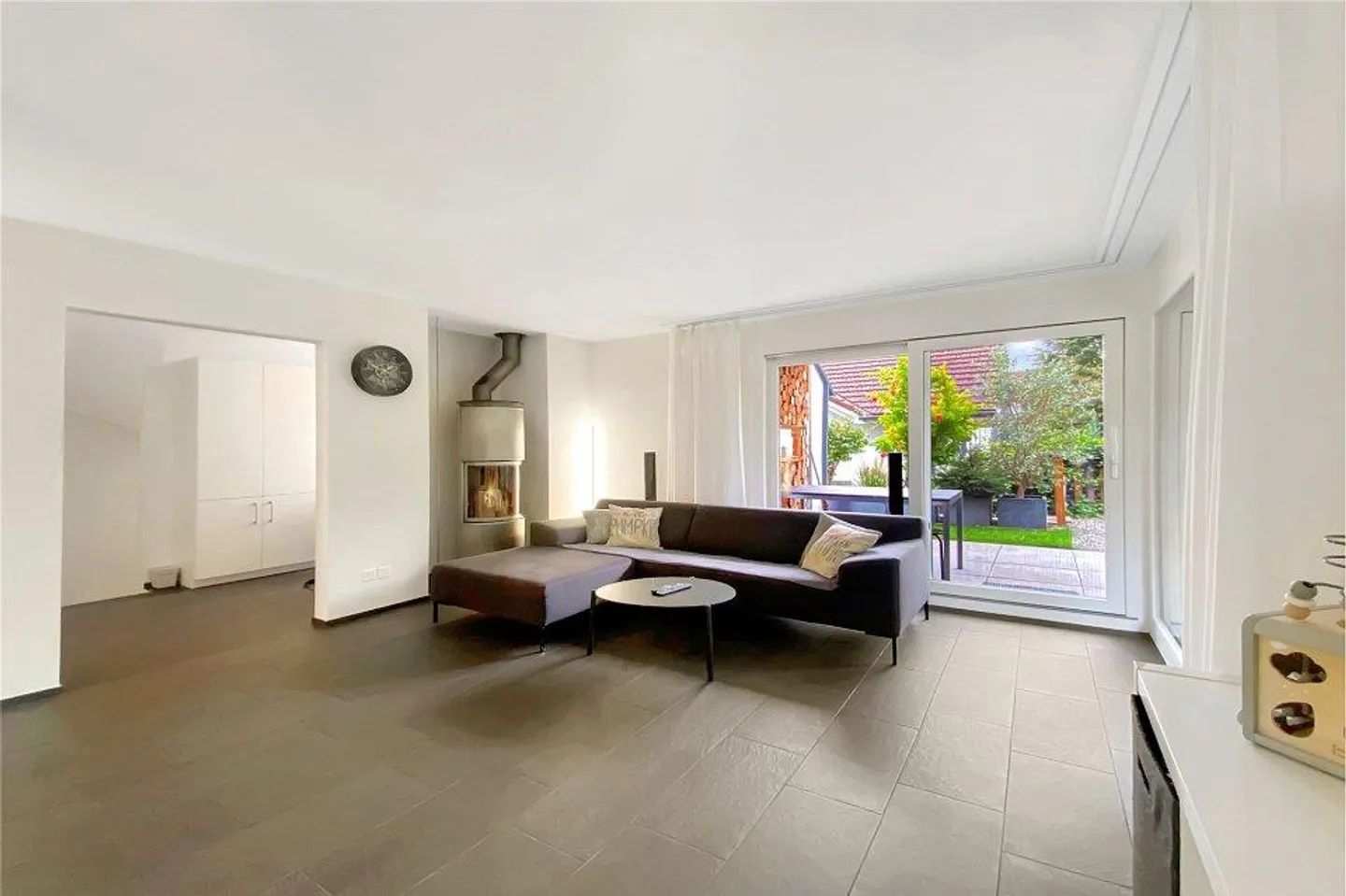 Ein traumhaftes 5 ½-Zimmer Einfamilienhaus an ruhiger und familienf... - Foto 4 von 4