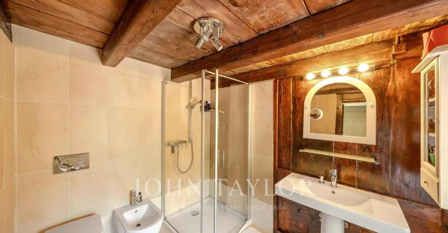 Fattoria di 370m2 con piscina - Foto 12 di 12