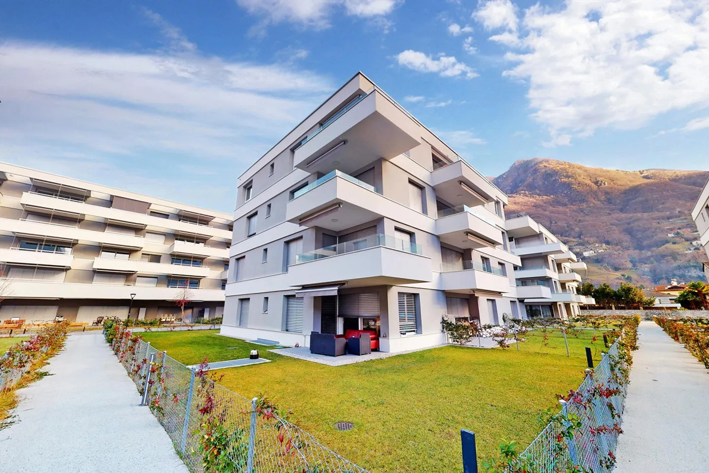 Wunderschöne 2,5 Zimmer mit privatem Garten - Foto 1 von 10