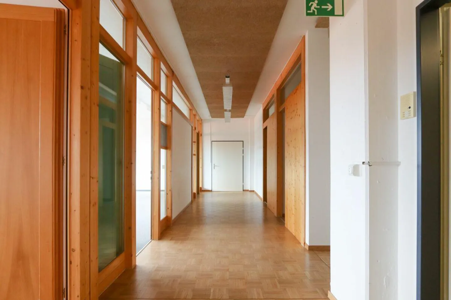 Spazio ufficio attraente e versatile in una posizione privilegiata - Foto 5 di 10